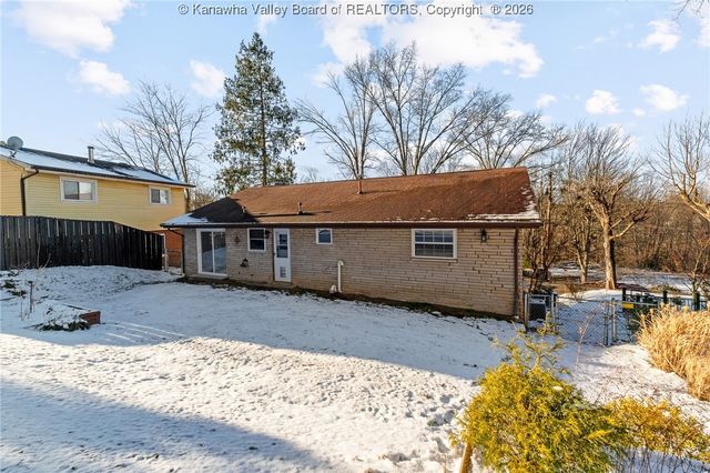 1512 Ravinia Road, Charleston, WV 25314