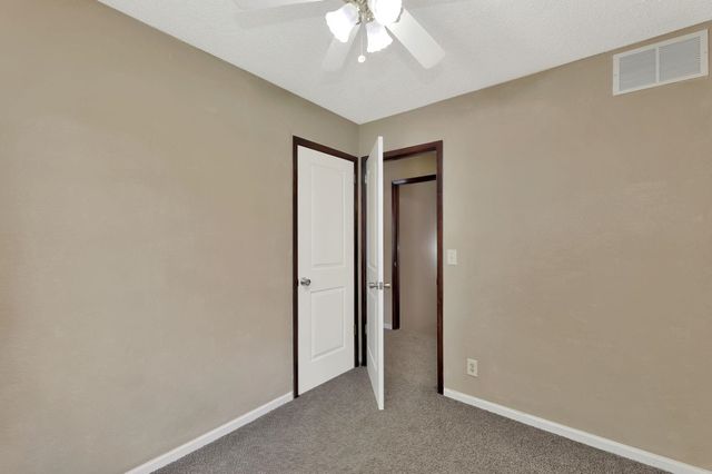 2908 S Custer, Wichita, KS 67217