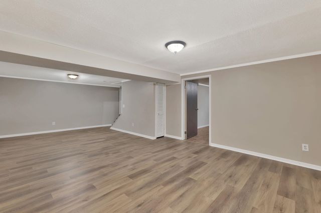 2908 S Custer, Wichita, KS 67217