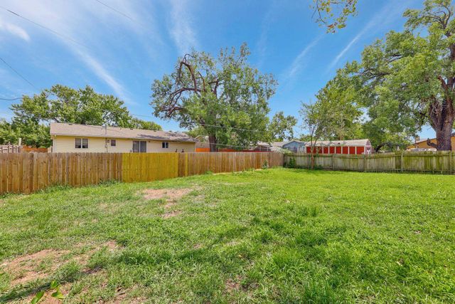 2908 S Custer, Wichita, KS 67217