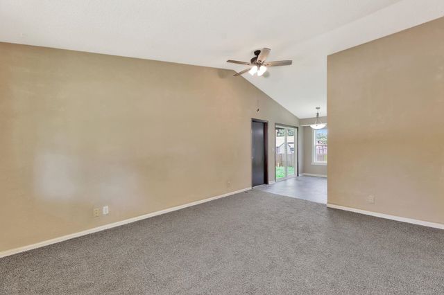 2908 S Custer, Wichita, KS 67217