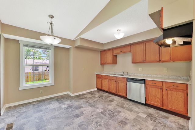 2908 S Custer, Wichita, KS 67217