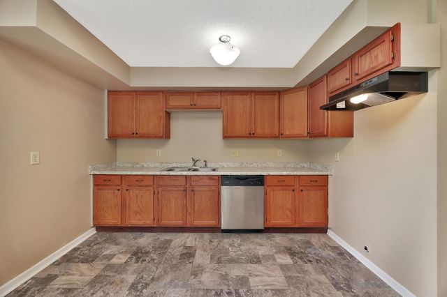 2908 S Custer, Wichita, KS 67217