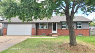 2908 S Custer, Wichita, KS 67217