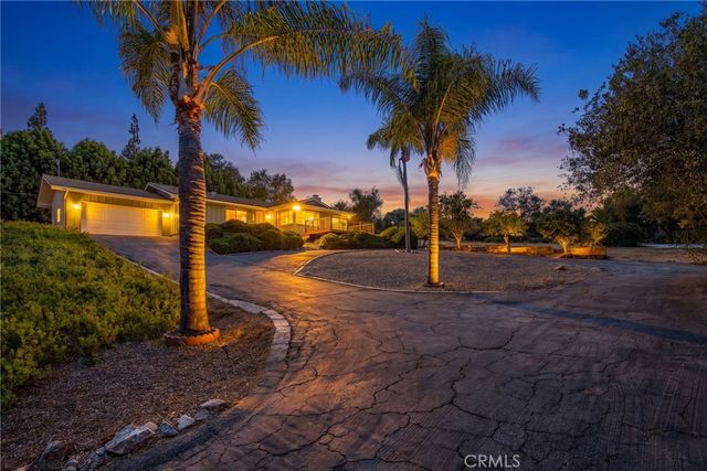1776 Saint Peters, Fallbrook, CA 92028