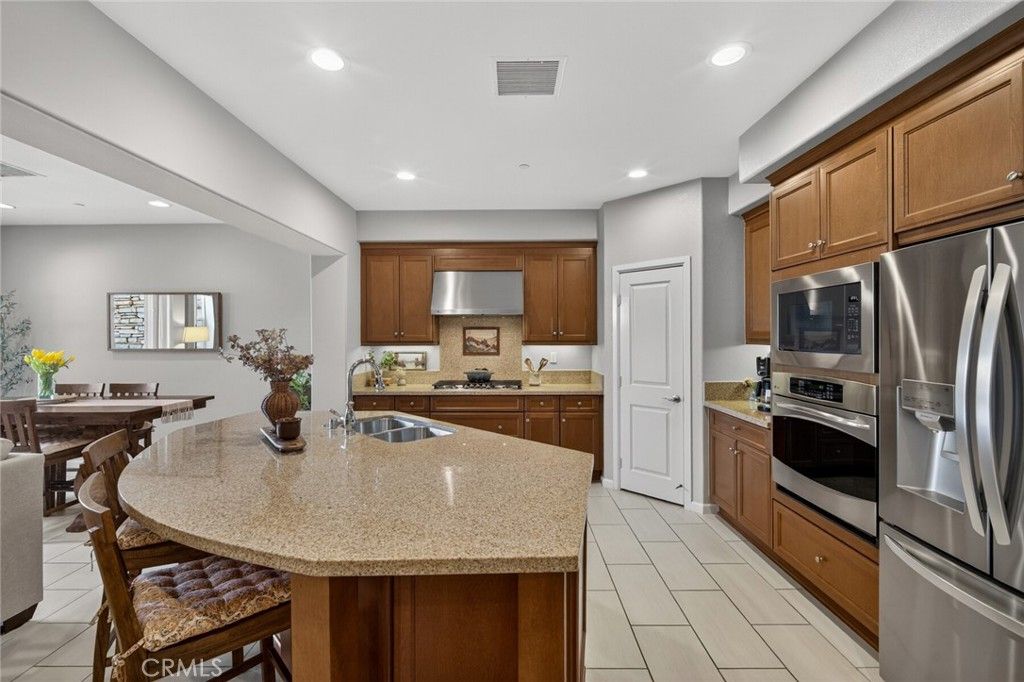 3877 Par, Yorba Linda, CA 92886 — photo 5