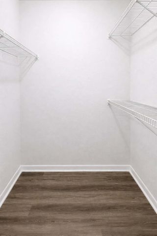 3035 Walnut Bend Lane 26, Houston, TX 77042