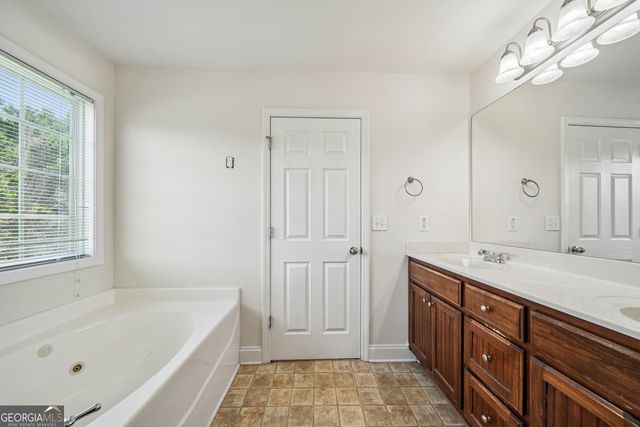 70 Feldspar Drive, Jefferson, GA 30549