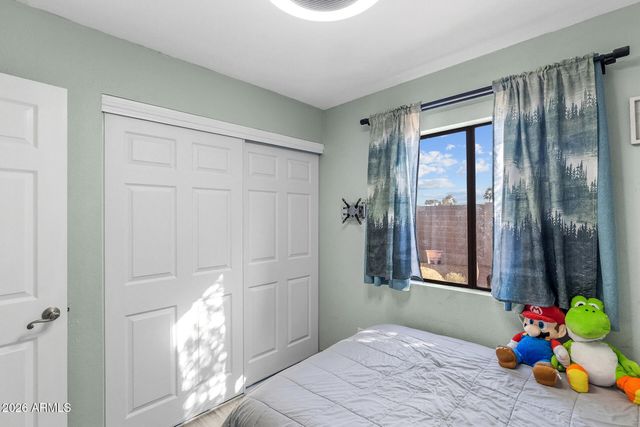 2031 E VISTA Drive, Phoenix, AZ 85022