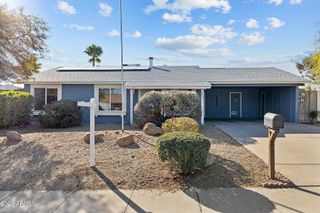 2031 E VISTA Drive, Phoenix, AZ 85022