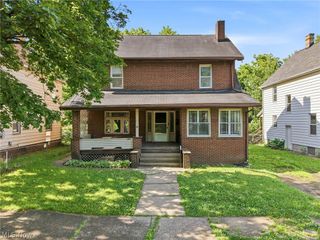 121 Olive Street, Girard, OH 44420