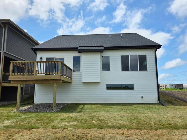 1151 NW Sproul Drive, Waukee, IA 50263