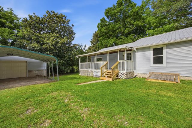 56 Meacham Road, Rossville, GA 30741