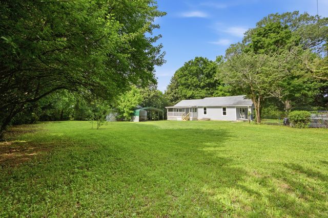 56 Meacham Road, Rossville, GA 30741