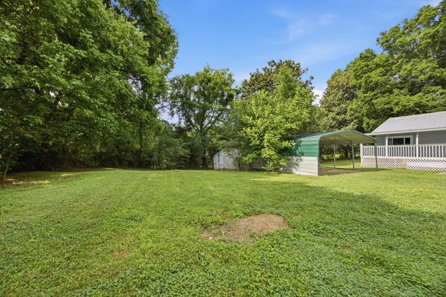 56 Meacham Road, Rossville, GA 30741