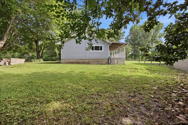 56 Meacham Road, Rossville, GA 30741