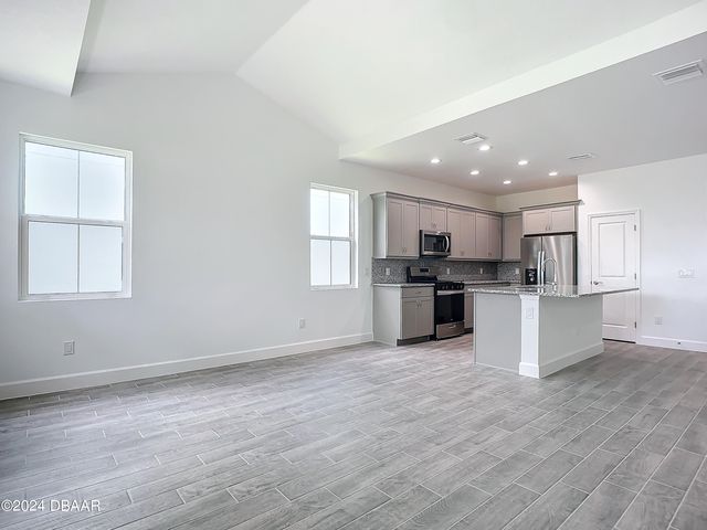 245 Gypsy Palace Lane, Daytona Beach, FL 32124
