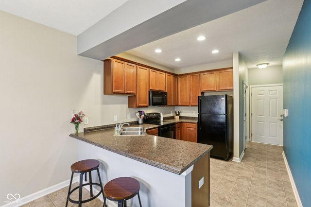 5673 Brownstone Drive 5673, Indianapolis, IN 46220