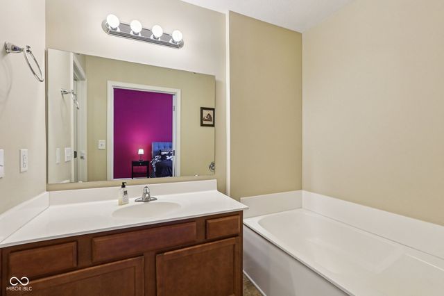 5673 Brownstone Drive 5673, Indianapolis, IN 46220