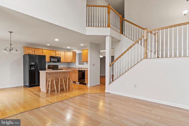 178 MAPLETON DR, Harrisburg, PA 17112