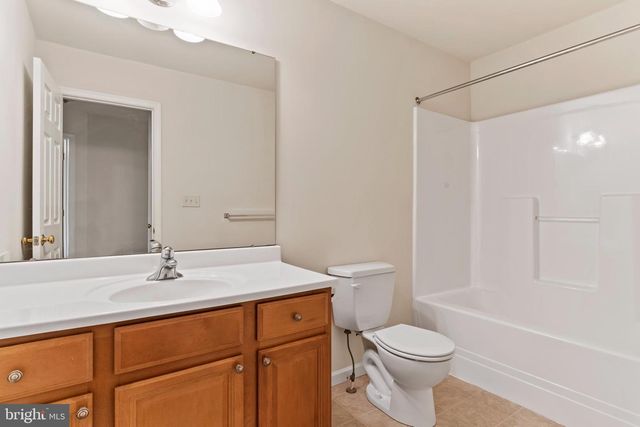 178 MAPLETON DR, Harrisburg, PA 17112