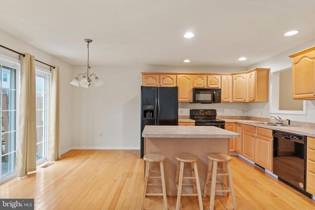 178 MAPLETON DR, Harrisburg, PA 17112