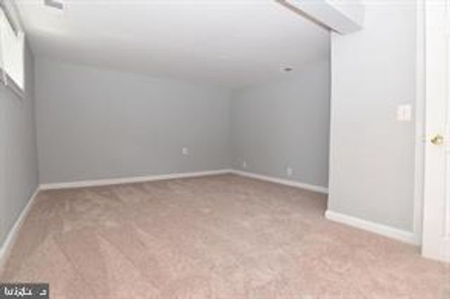 7221 BARRY RD, Alexandria, VA 22315