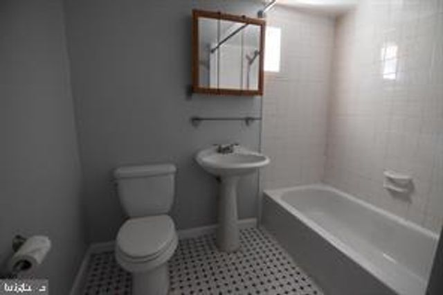 7221 BARRY RD, Alexandria, VA 22315