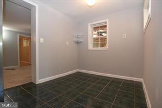 7221 BARRY RD, Alexandria, VA 22315