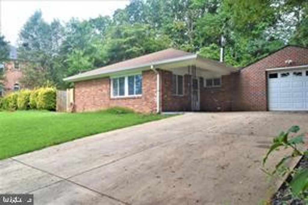 7221 BARRY RD, Alexandria, VA 22315