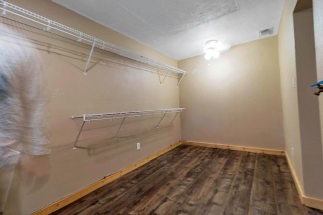 241 Bluff Drive, Livingston, TX 77351