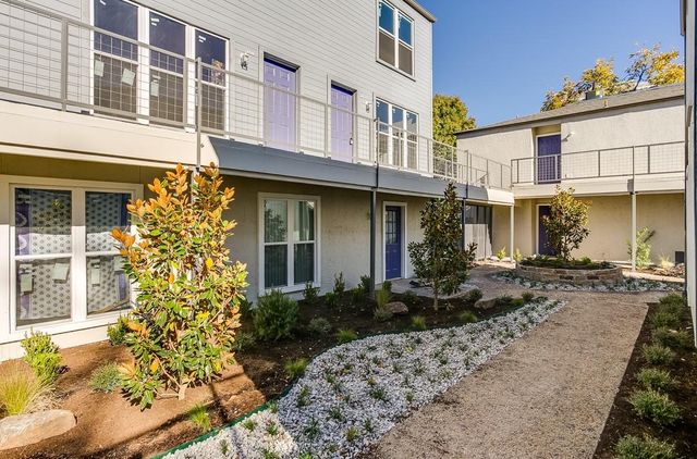 2902 Douglas Avenue 203, Dallas, TX 75219