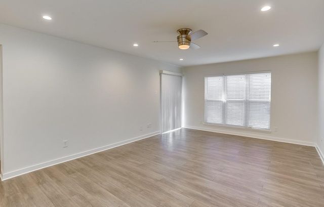 2902 Douglas Avenue 203, Dallas, TX 75219