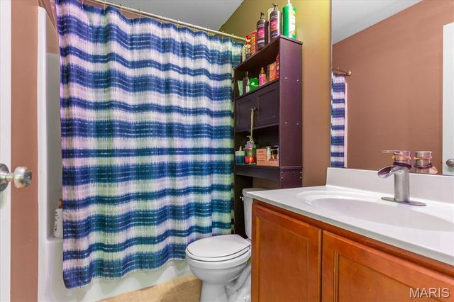 90 Willow Springs Drive, Moscow Mills, MO 63362