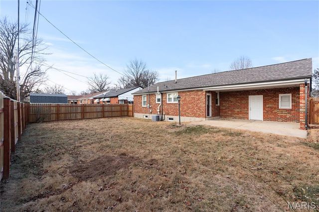 3832 Louis Street, St Louis, MO 63116