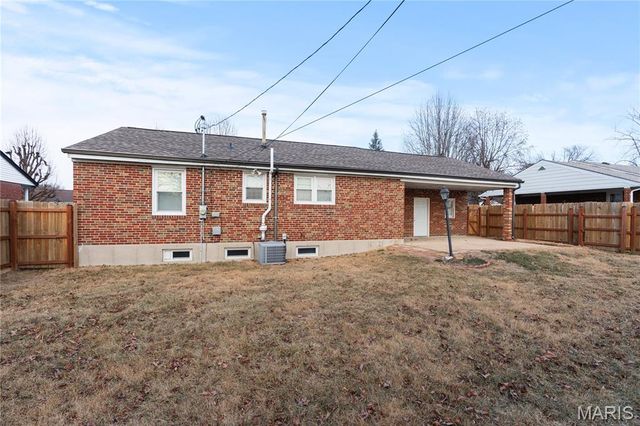 3832 Louis Street, St Louis, MO 63116