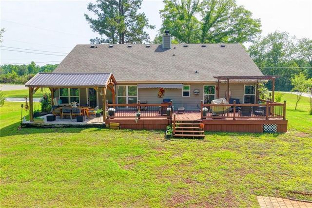 204 Lynn Road, Bethlehem, GA 30620