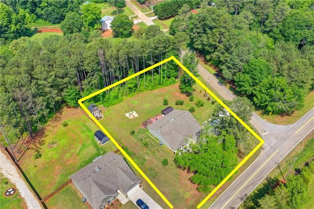 204 Lynn Road, Bethlehem, GA 30620