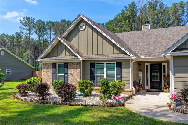 204 Lynn Road, Bethlehem, GA 30620