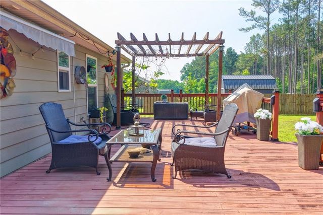 204 Lynn Road, Bethlehem, GA 30620