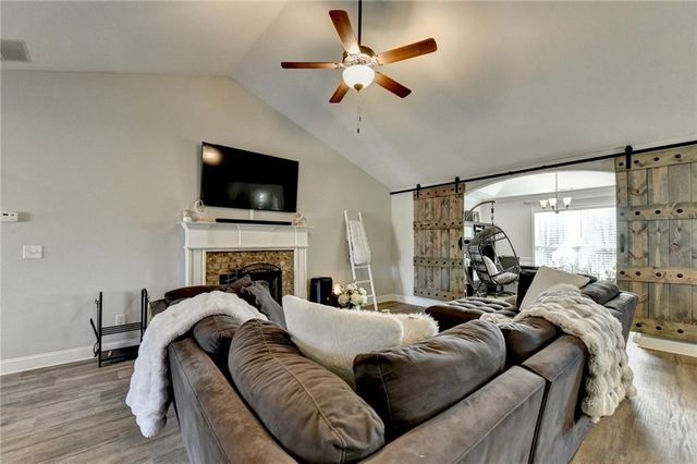 204 Lynn Road, Bethlehem, GA 30620