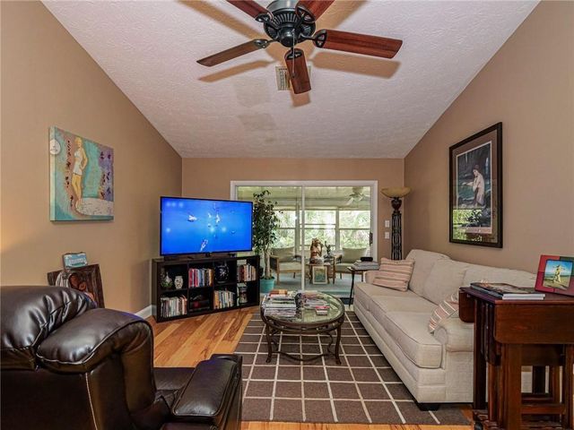 1877 Sixty Oaks Lane, Vero Beach, FL 32966