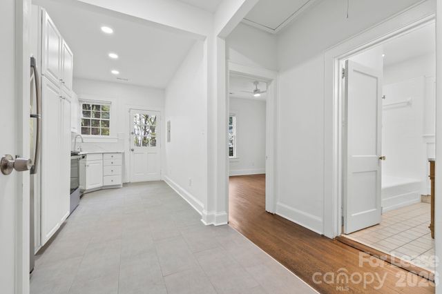 2112 Crescent Avenue 4, Charlotte, NC 28207