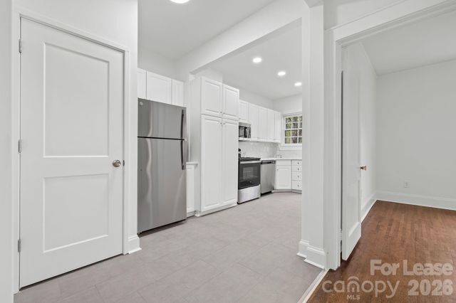 2112 Crescent Avenue 4, Charlotte, NC 28207