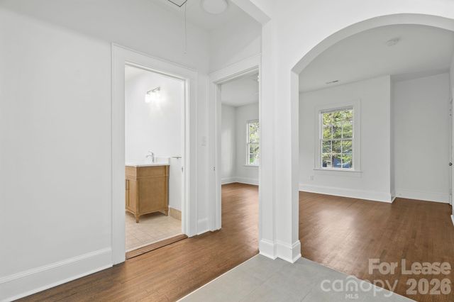 2112 Crescent Avenue 4, Charlotte, NC 28207