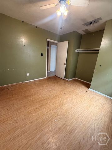 2206 N Fernwood Drive, Savannah, GA 31404