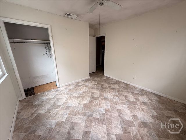 2206 N Fernwood Drive, Savannah, GA 31404