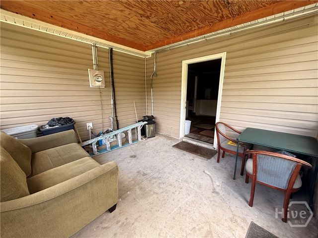 2206 N Fernwood Drive, Savannah, GA 31404