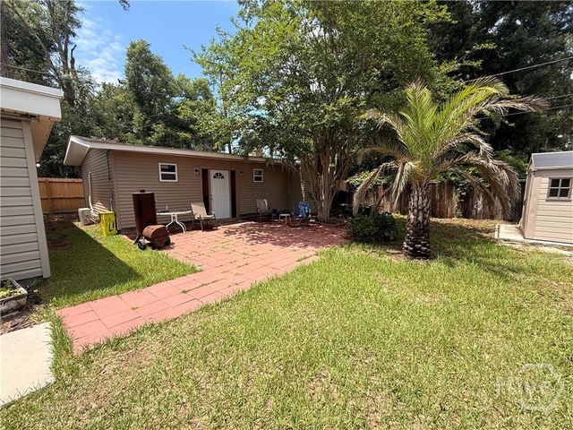 2206 N Fernwood Drive, Savannah, GA 31404