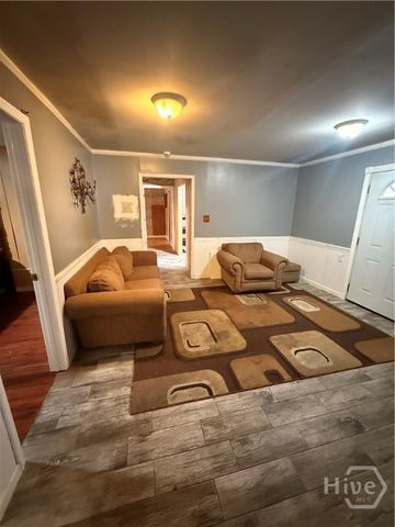 2206 N Fernwood Drive, Savannah, GA 31404